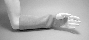 C.R. Laurence CRL 9&quot; Wrist and Thumb Joint Protector - Pair | 2404420