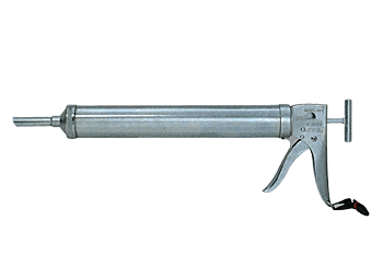 Gordon Glass Co. Newborn Professional Model - 1-1/2 Pint Bulk, Sausage and Cartridge Gun  | KM45RCT