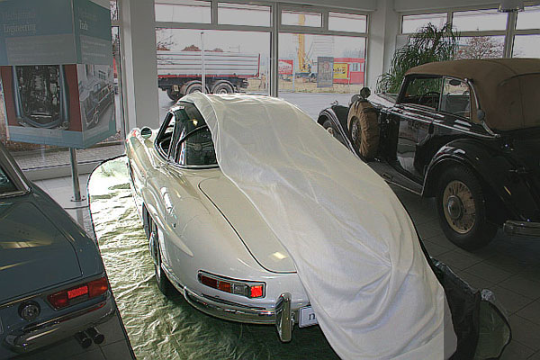 Zerust 93 in x 216 in x 72 in Car Cover | Zerust Car Cover | ZRCCL2L